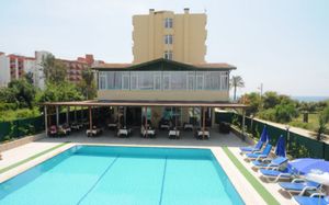 kolibri hotel 3*