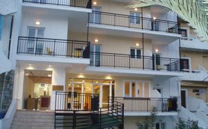 haris apartments 3 *