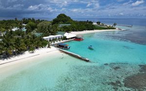 lagoon view maldives