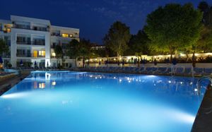 larissa beach club side hv2
