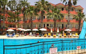 semoris hotel side 3*