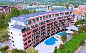 flamingo 4 *