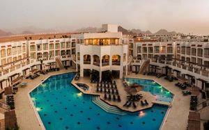 jaz neo sharks bay (ex. jaz sharks bay; sol y mar sharks bay) 4*