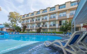 club aperion beach hotel 3*