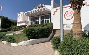regency royal hills 3*