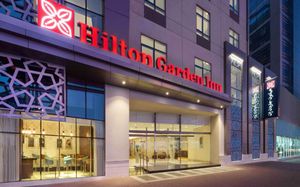 hilton garden inn dubai deira (ex. hilton garden inn dubai al muraqabat)