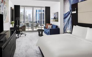 movenpick hotel jumeirah lakes towers 5*