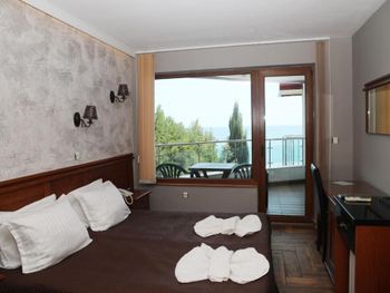 petrov hotel 3 *